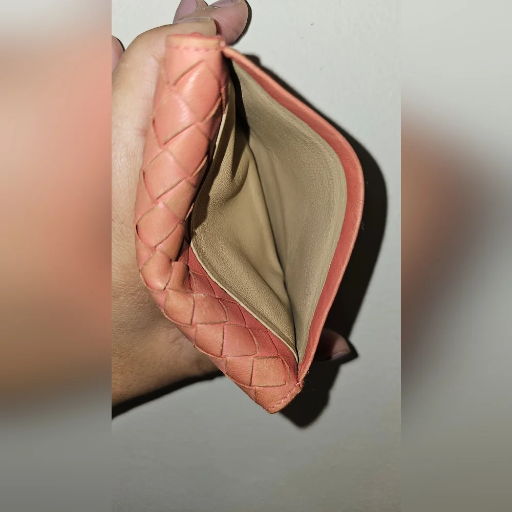 Bottega Veneta Intrecciato Weave Leather Compact Wallet - Picture 8 of 15